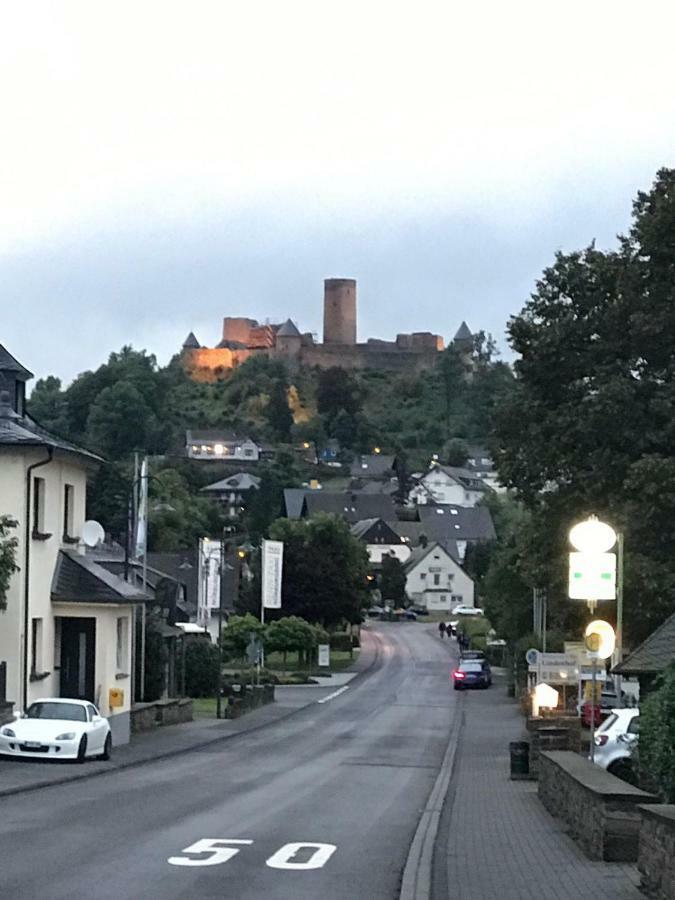 Df Am Ring Nuerburg Nürburg Exterior foto